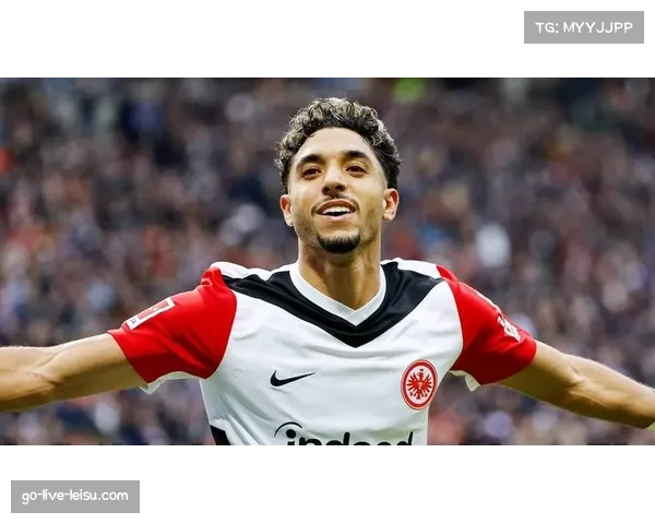 法兰克福客场作战能力提升 关键三分巩固欧战席位