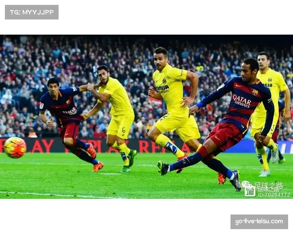 托普穆勒的中场有序衔接：法兰克福边路进攻的组织逻辑